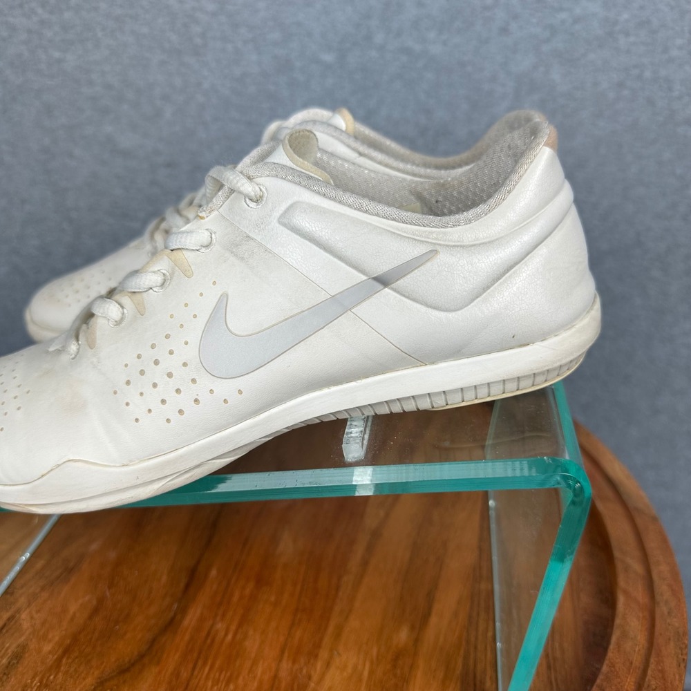Nike Studio Trainer 2 White Metallic Silver Womens 7.5 616057-100 Gym Shoes - Picture 6 of 9